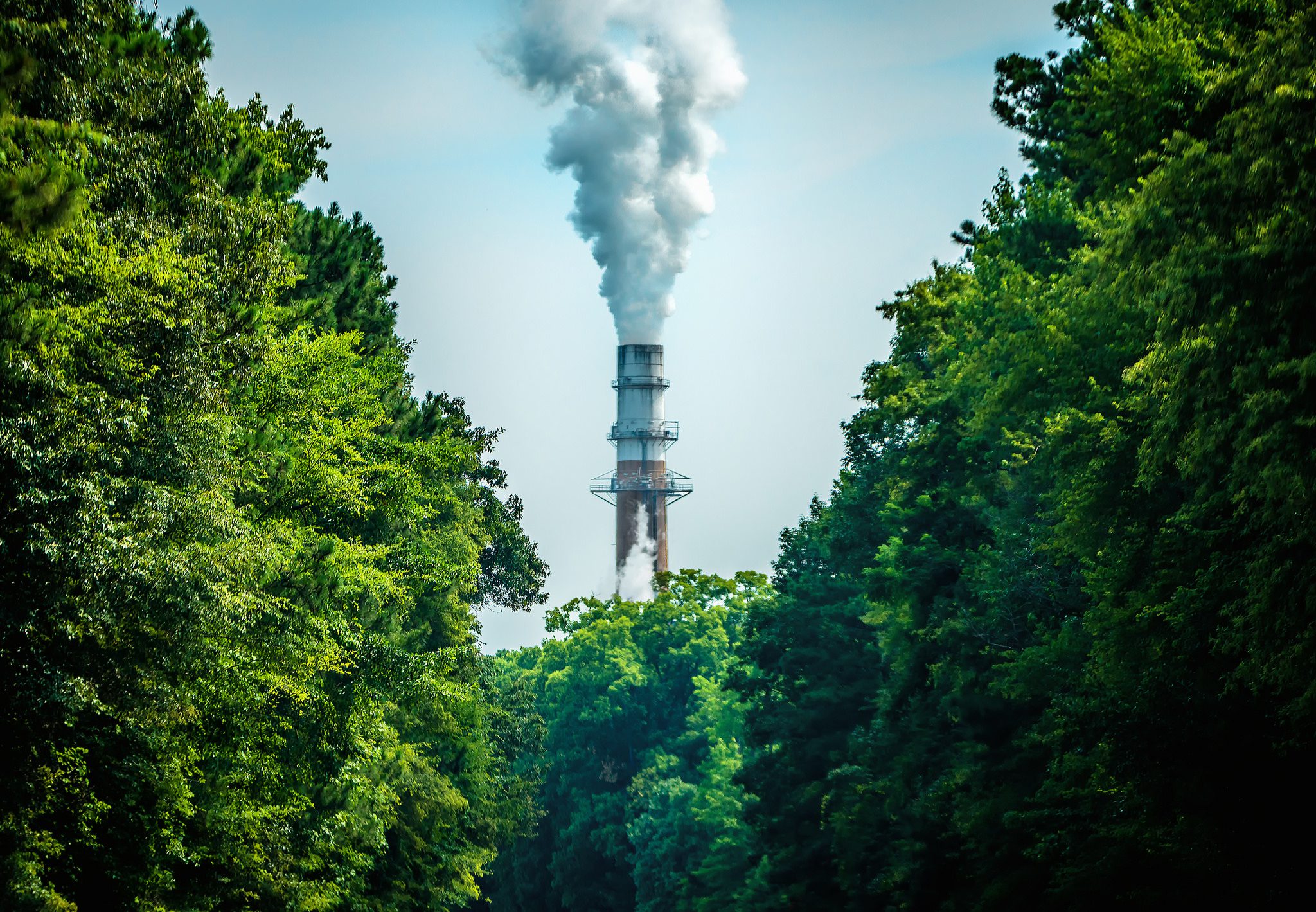 coal plant with pollution