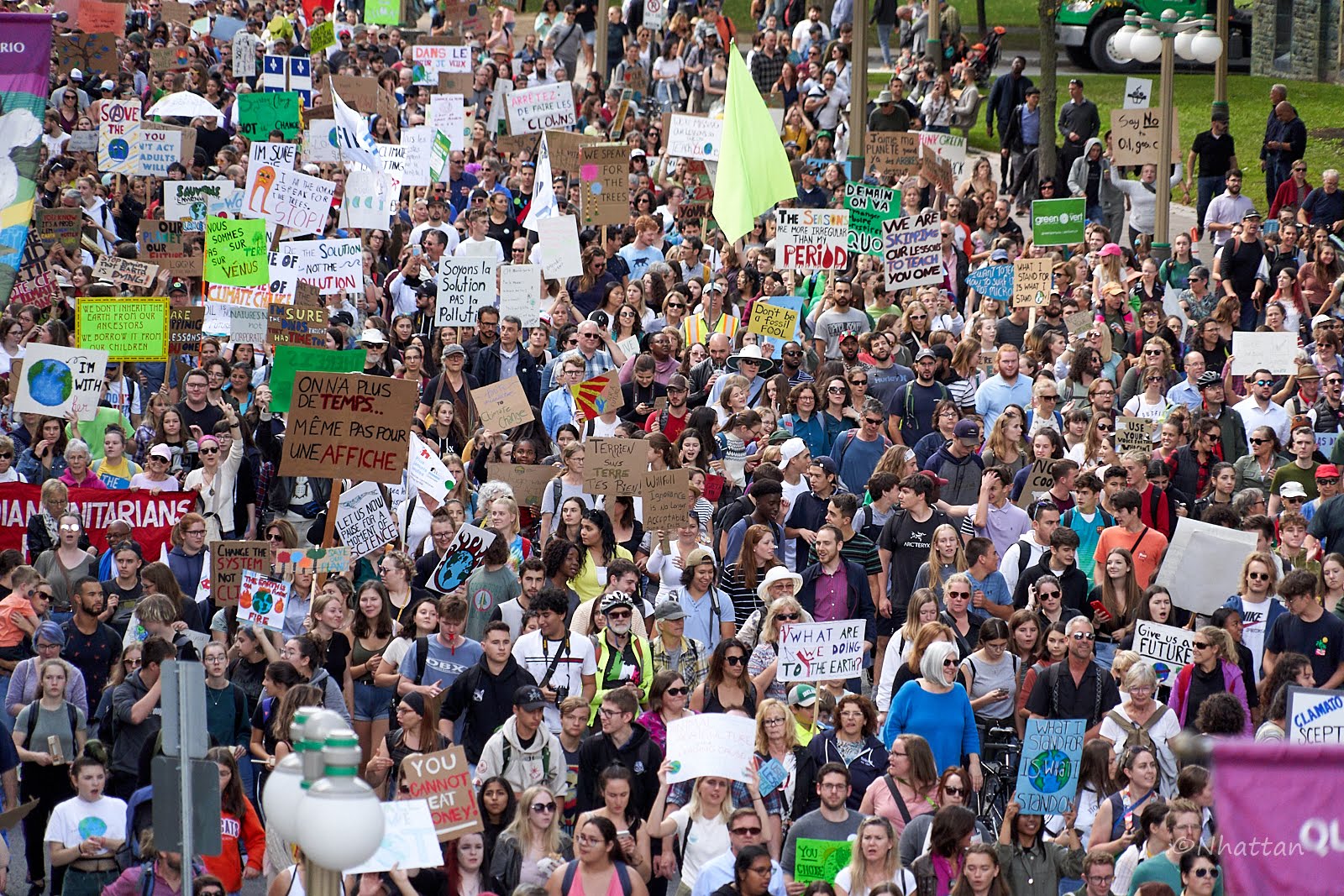 Marchers at the Ottawa Climate Strike in September 2019. Photo Credit Nhattan Nguyen /350.org (CC BY-NC-SA 2.0)