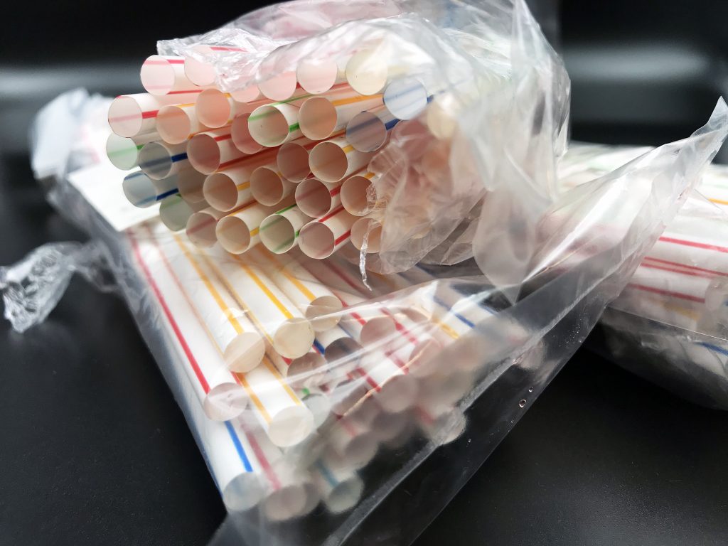 plastic straws