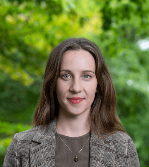 Emilia Belliveau Headshot