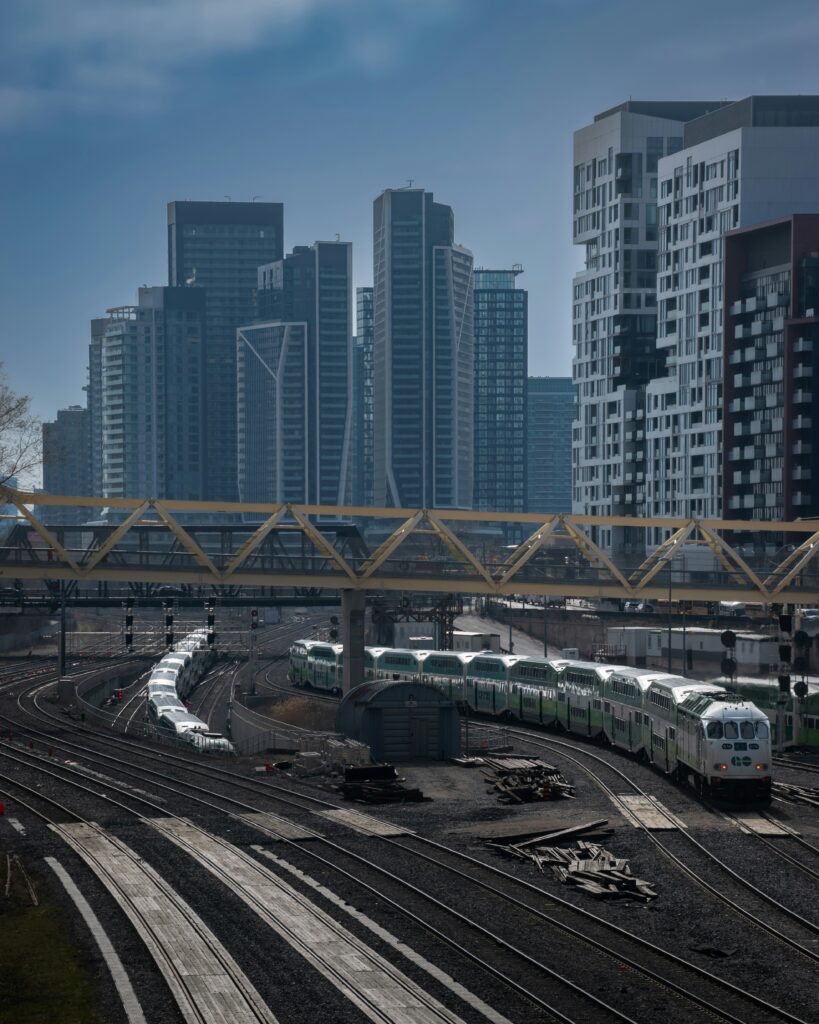 New Report: Ontario Could Build 400km of Transit instead of $80B Mega-Highways